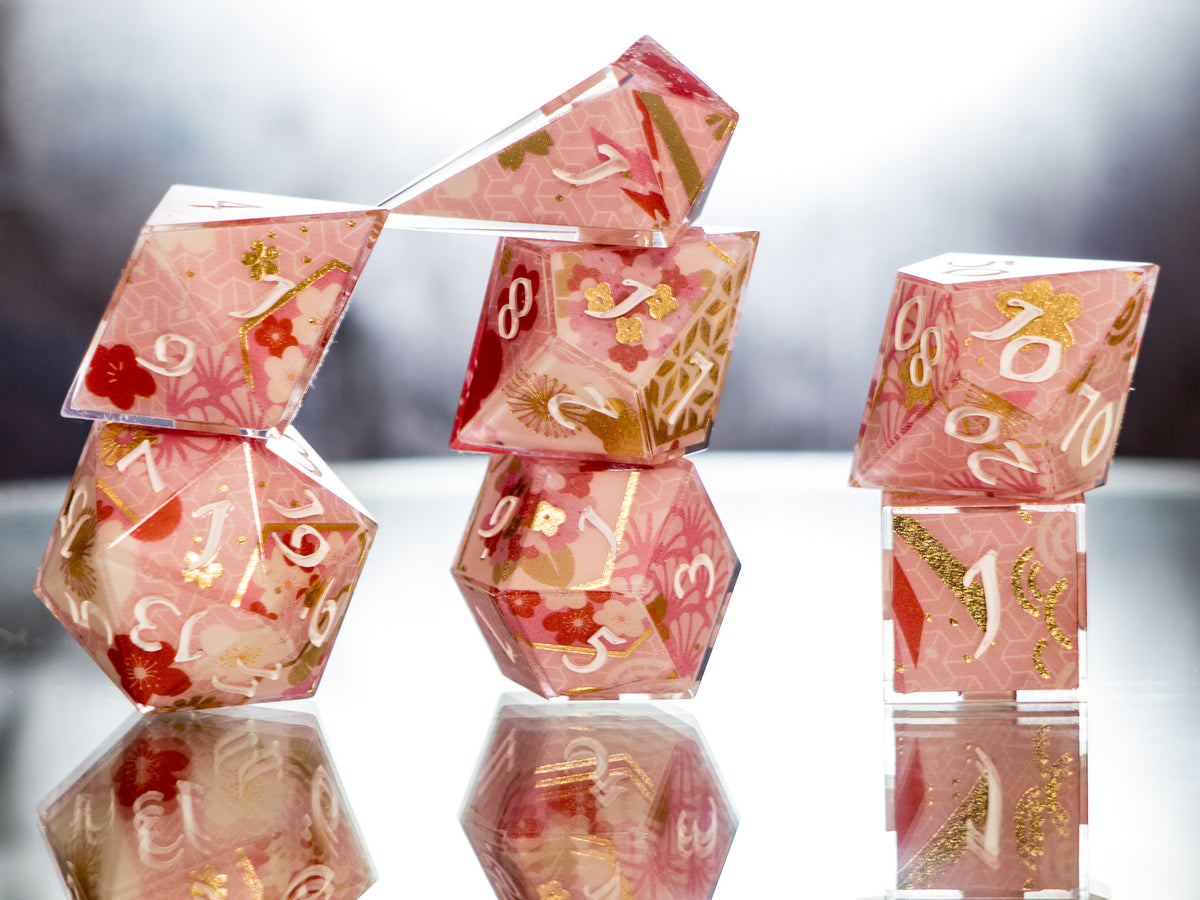 Hanami - 7 Piece Handmade Dice
