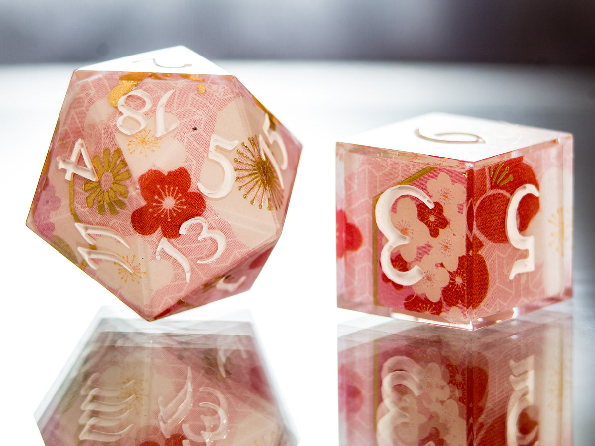 Hanami - 7 Piece Handmade Dice