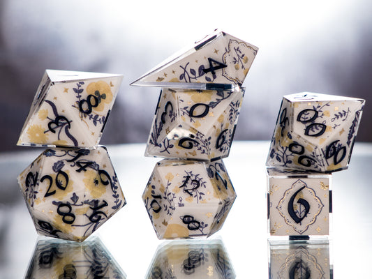 Dutch Kitchenware - 7 Piece Handmade Dice