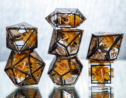 Hello Bees! - 7 Piece Handmade Resin Dice