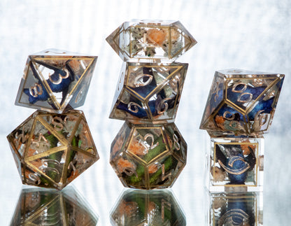 Hummingbird Garden - 7 Piece Handmade Resin Dice