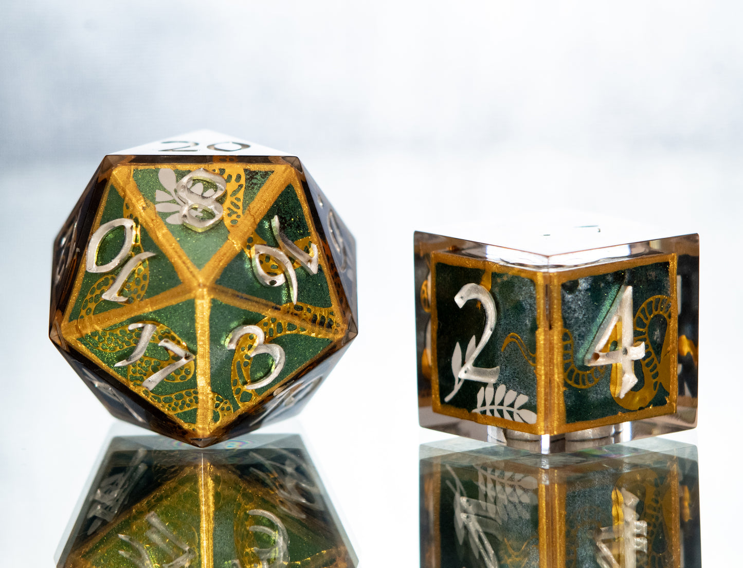 Serpent's Palace - 7 Piece Handmade Resin Dice