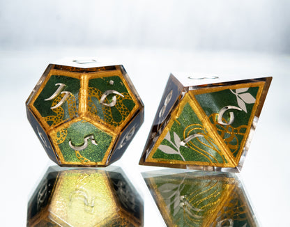 Serpent's Palace - 7 Piece Handmade Resin Dice