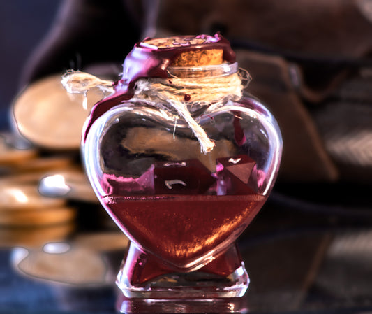 Healing Potion - Heart Shaped Bottle with 2 D4