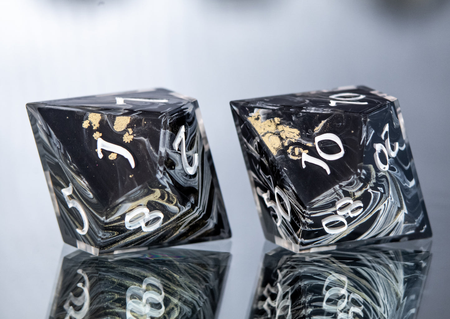 Damascus and Gold : 7 Piece Handmade Resin Dice