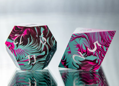 Mad Burnish: 7 Piece Handmade Resin Dice