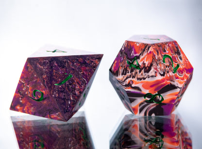 Spook'em: 7 Piece Handmade Resin Dice