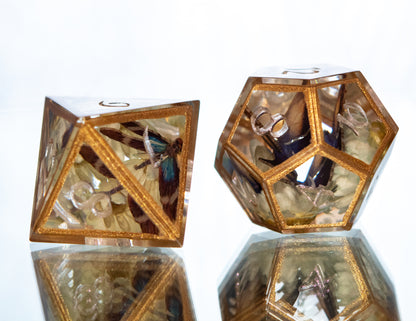 Gilded Floral Lepidoptera - 7 Piece Handmade Resin Dice